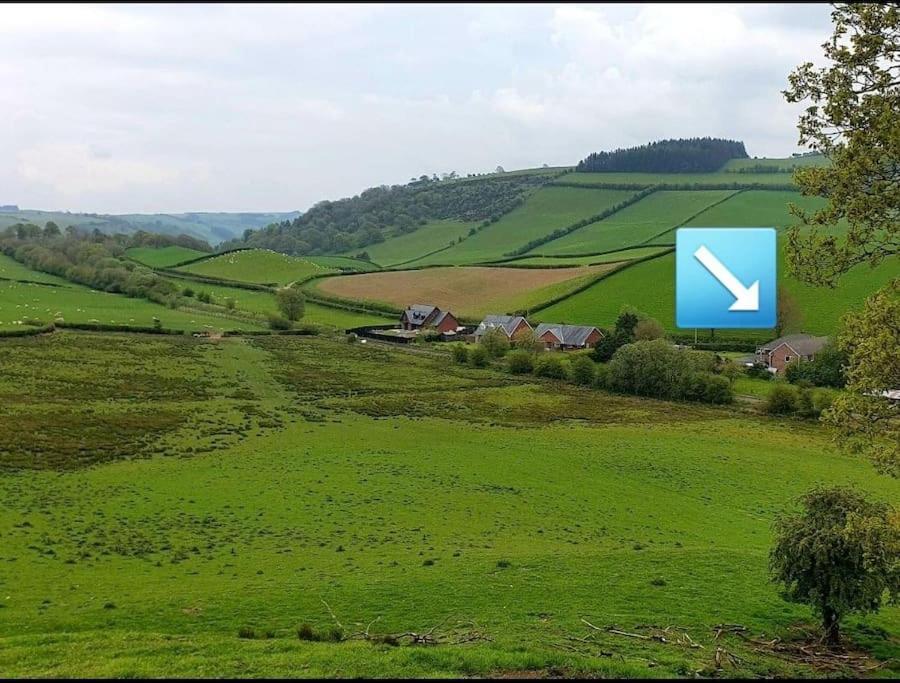 Idyllic 2 Bedroom Self-Contained Upsidedown Annexe Llandrindod Wells Buitenkant foto