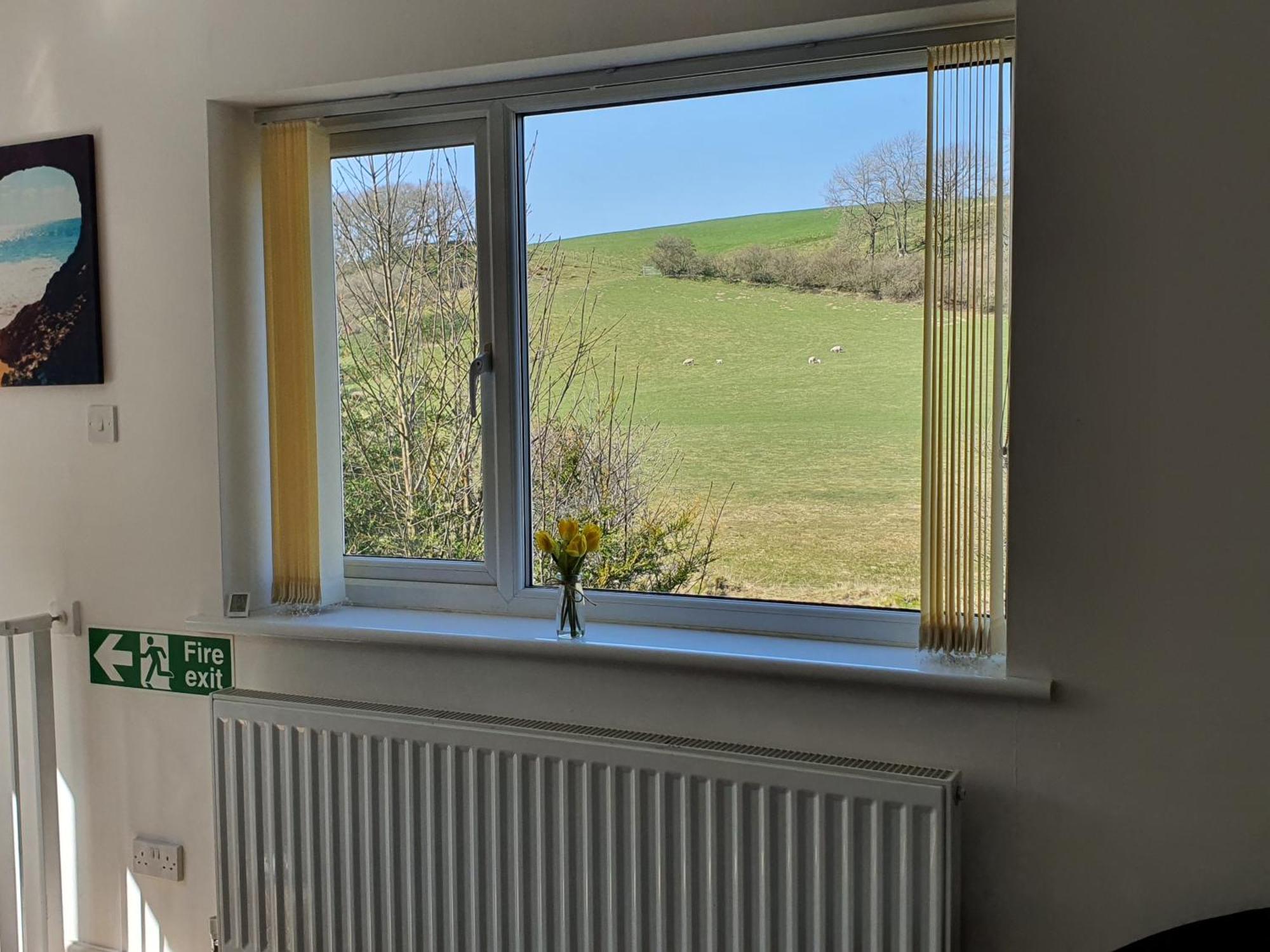 Idyllic 2 Bedroom Self-Contained Upsidedown Annexe Llandrindod Wells Buitenkant foto