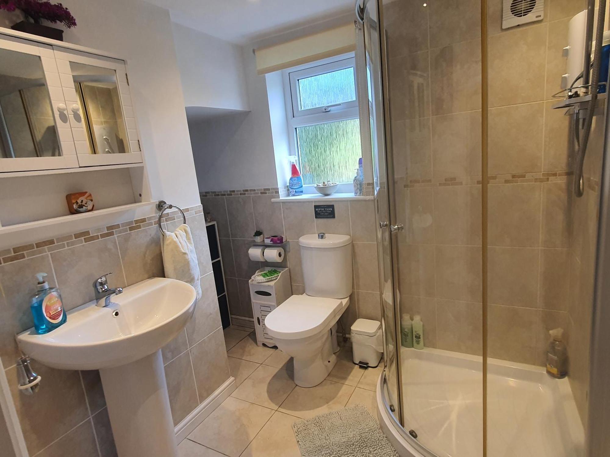 Idyllic 2 Bedroom Self-Contained Upsidedown Annexe Llandrindod Wells Buitenkant foto